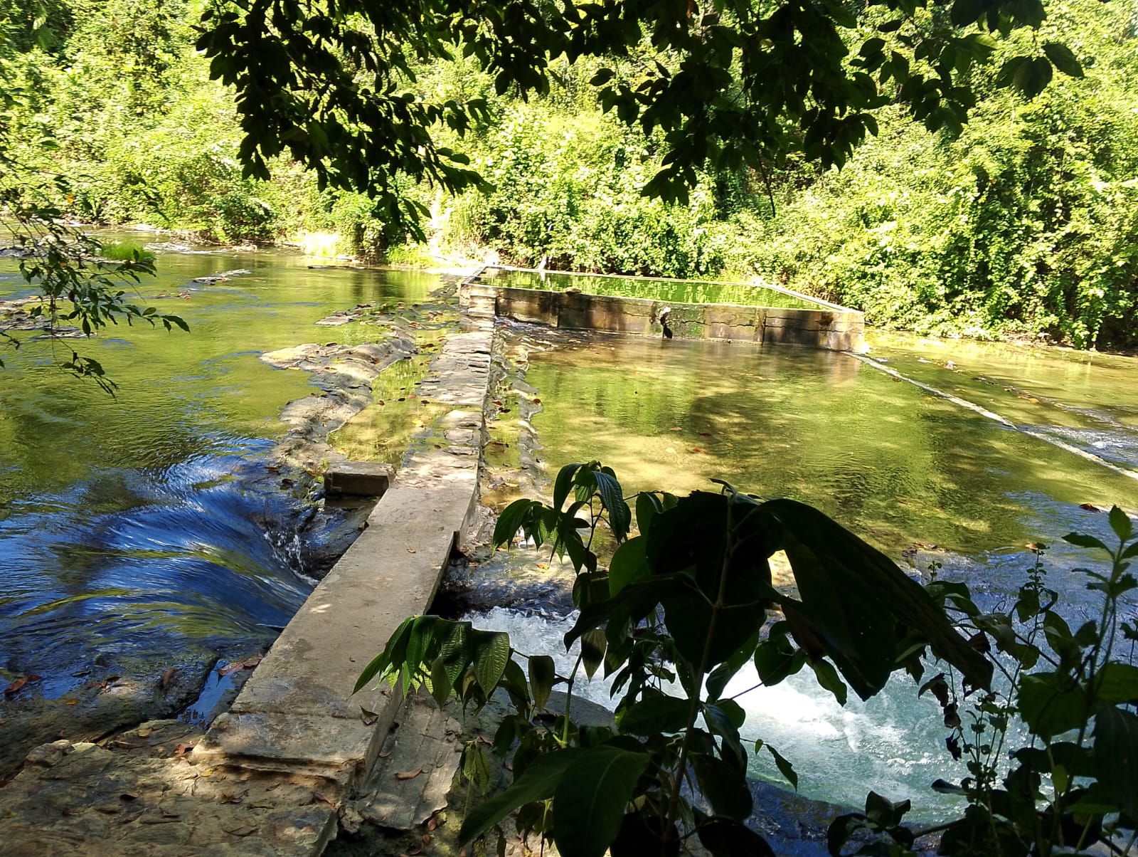 Lugar donde te puedes bañar con aguas medicinales